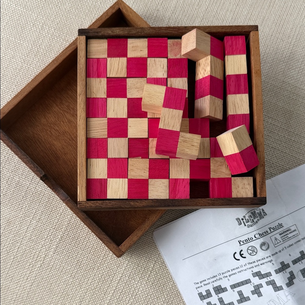 Wooden Pento Chess Puzzle